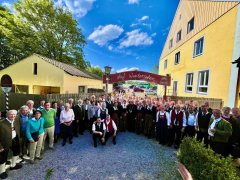 Treffen der Alt-Bürgermeister aus dem Bezirk Schwaz, dem Landkreis Bad Tölz-Wolfratshausen und der Bürgermeistermusik (©Bürgermeistermusik/F. Hauser)